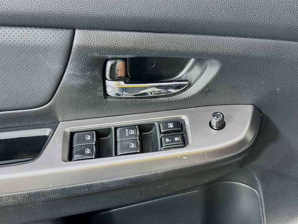 Used 2017 Subaru Crosstrek 2.0i Limited image 18