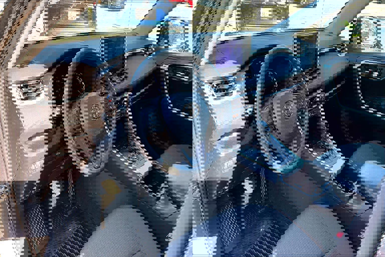 Certified 2024 Toyota RAV4 XLE w/ Convenience Package image 18