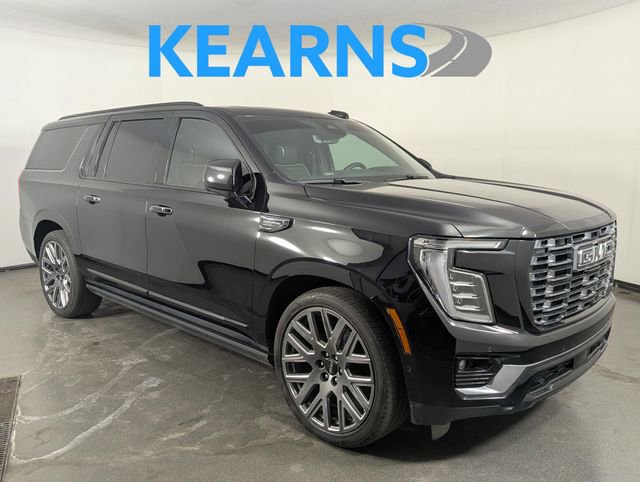 Used 2025 GMC Yukon XL Denali Ultimate image 1