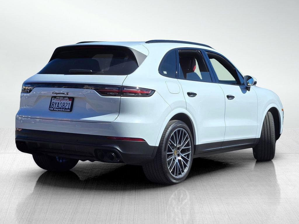 Used 2021 Porsche Cayenne S w/ Premium Package Plus image 4