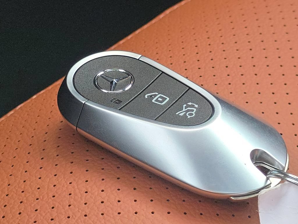 New 2027 Mercedes-Benz GLC 300 4MATIC image 38