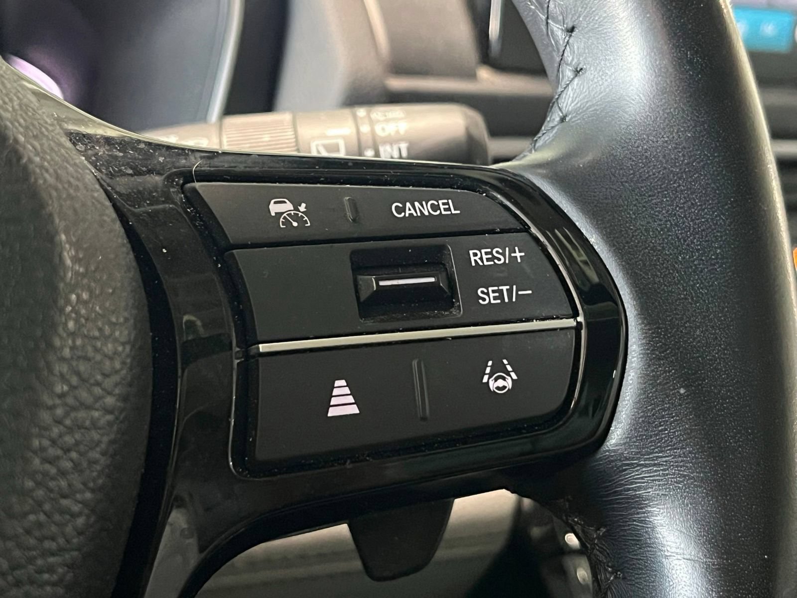 Used 2024 Honda Pilot Touring image 27