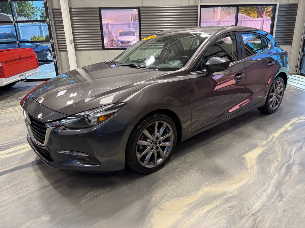 Used 2018 MAZDA MAZDA3 Grand Touring w/ Premium Equipment Package image 38