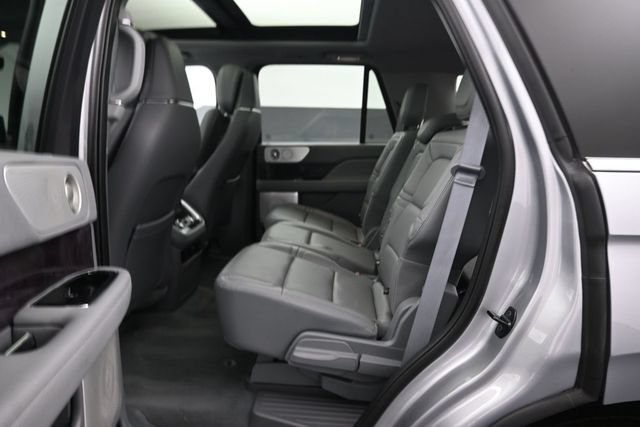 Used 2020 Lincoln Navigator Reserve w/ Luxury Package AWD/4WD image 22