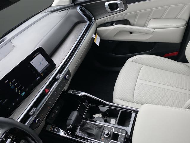 New 2026 Kia Sorento SX image 38
