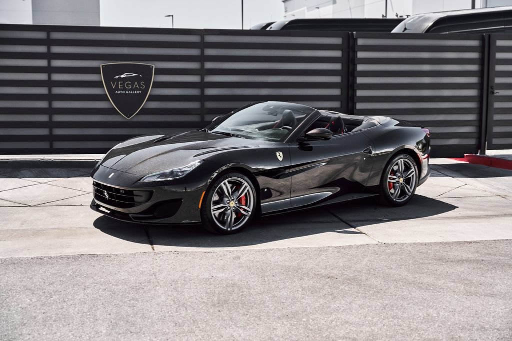 Used 2020 Ferrari Portofino RWD image 5