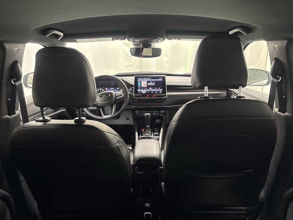 New 2026 Jeep Compass Limited image 9
