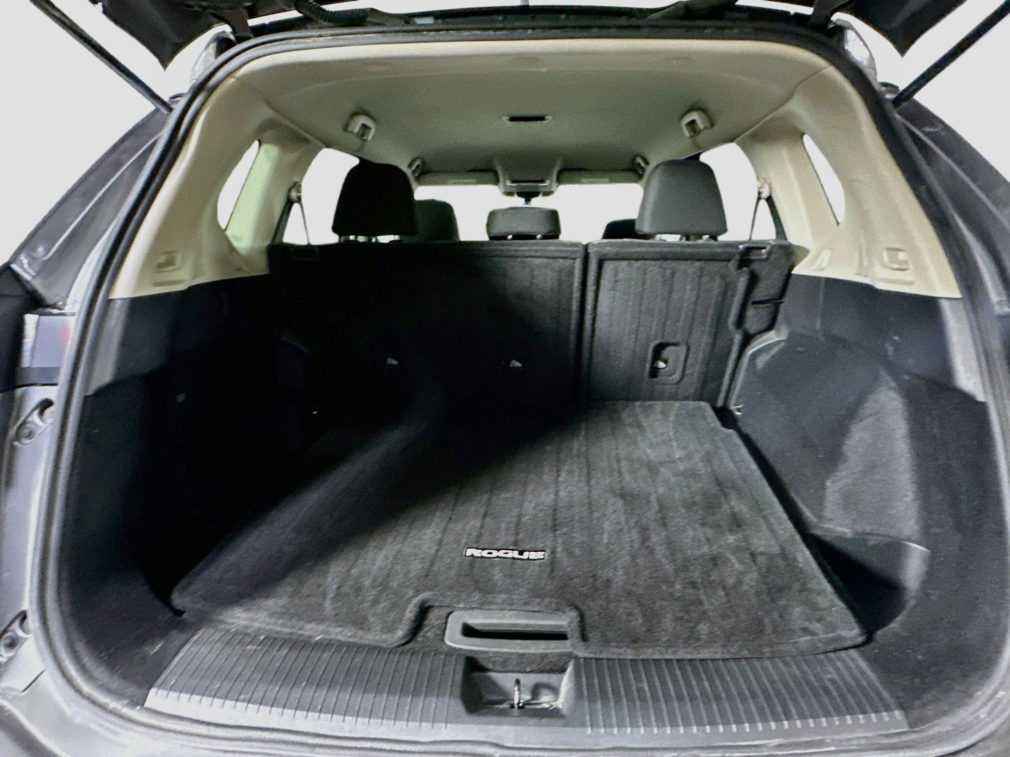 Used 2021 Nissan Rogue S FWD image 27