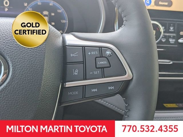 Certified 2026 Toyota Highlander Limited AWD/4WD image 27