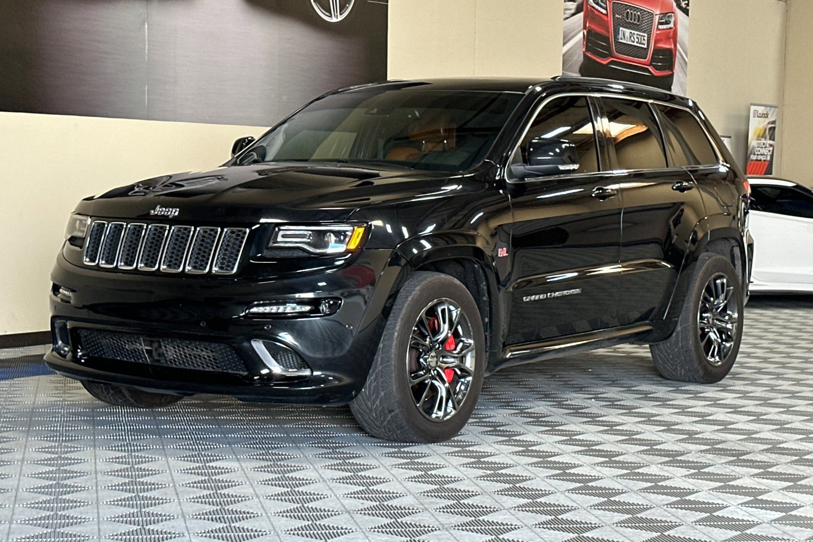 Used 2015 Jeep Grand Cherokee SRT w/ Trailer Tow Group IV image 8