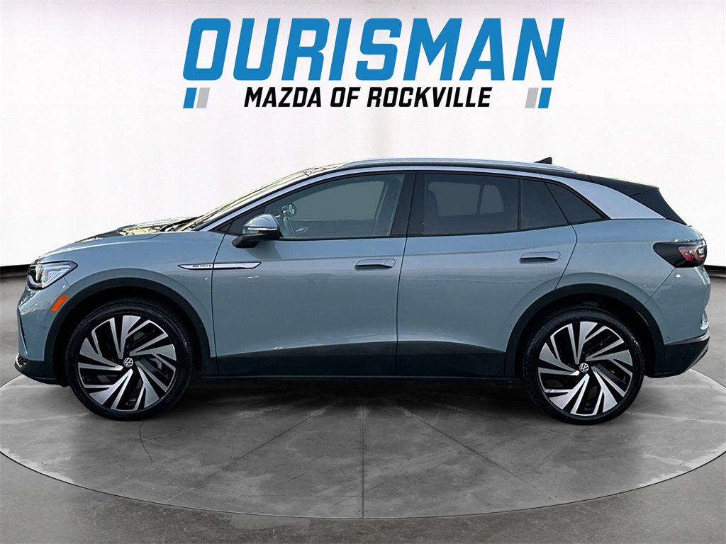 Used 2025 Volkswagen ID.4 Pro S Plus image 3