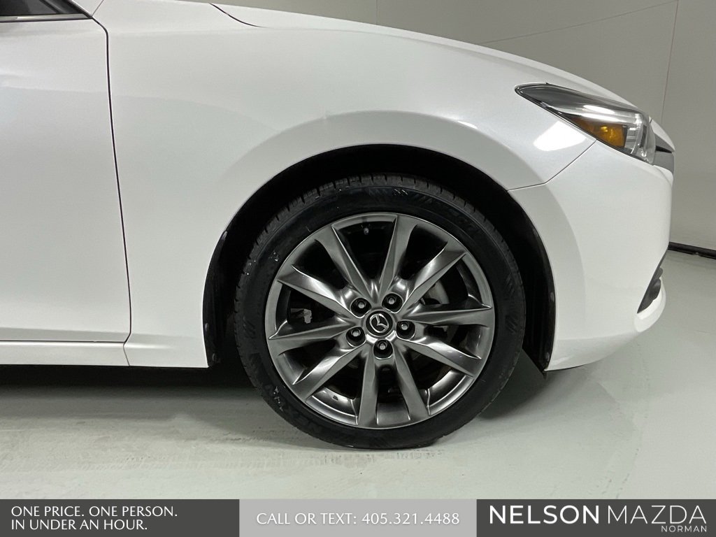 Used 2018 MAZDA MAZDA3 Grand Touring image 10