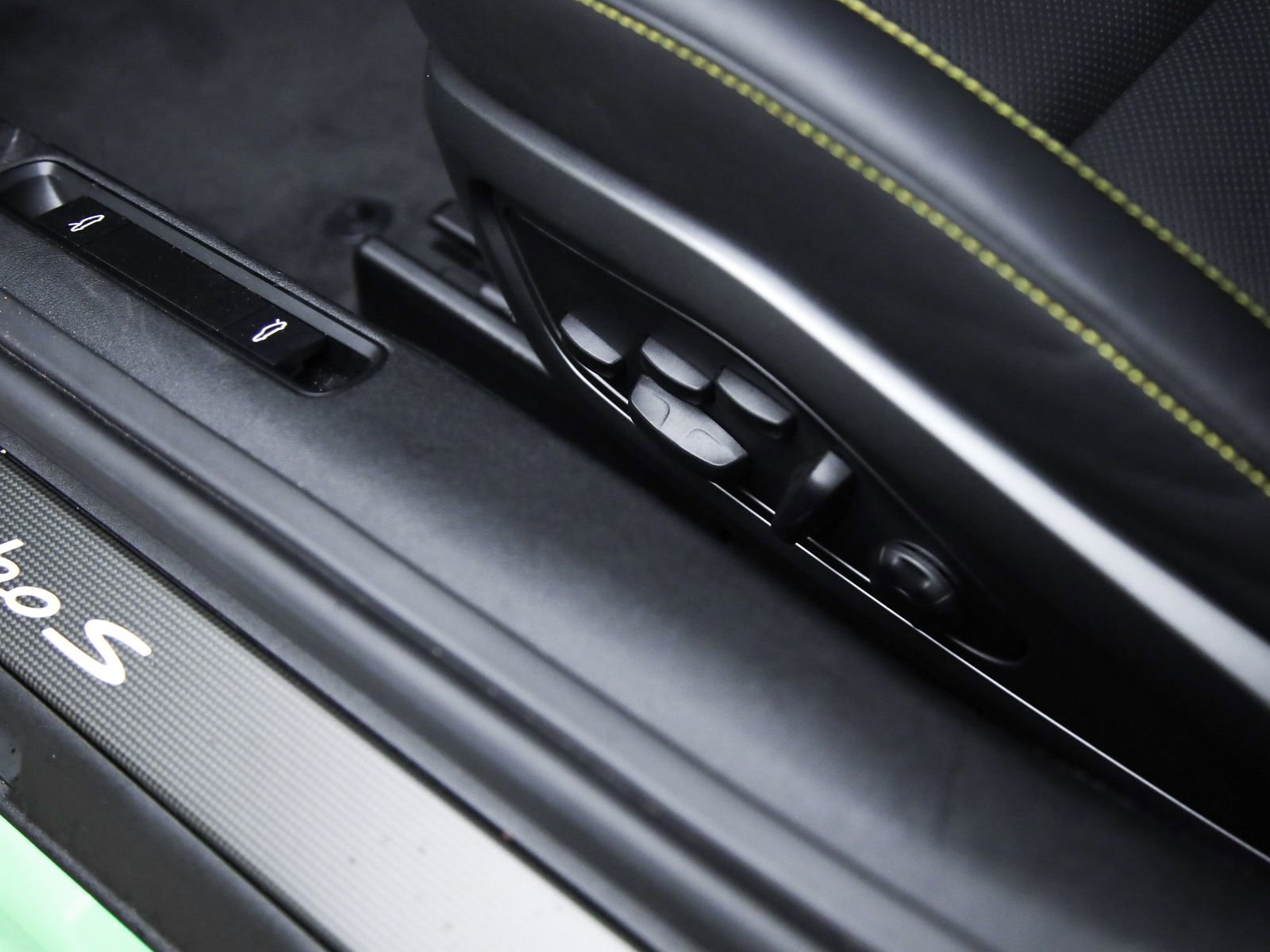 Certified 2023 Porsche 911 Turbo S image 22