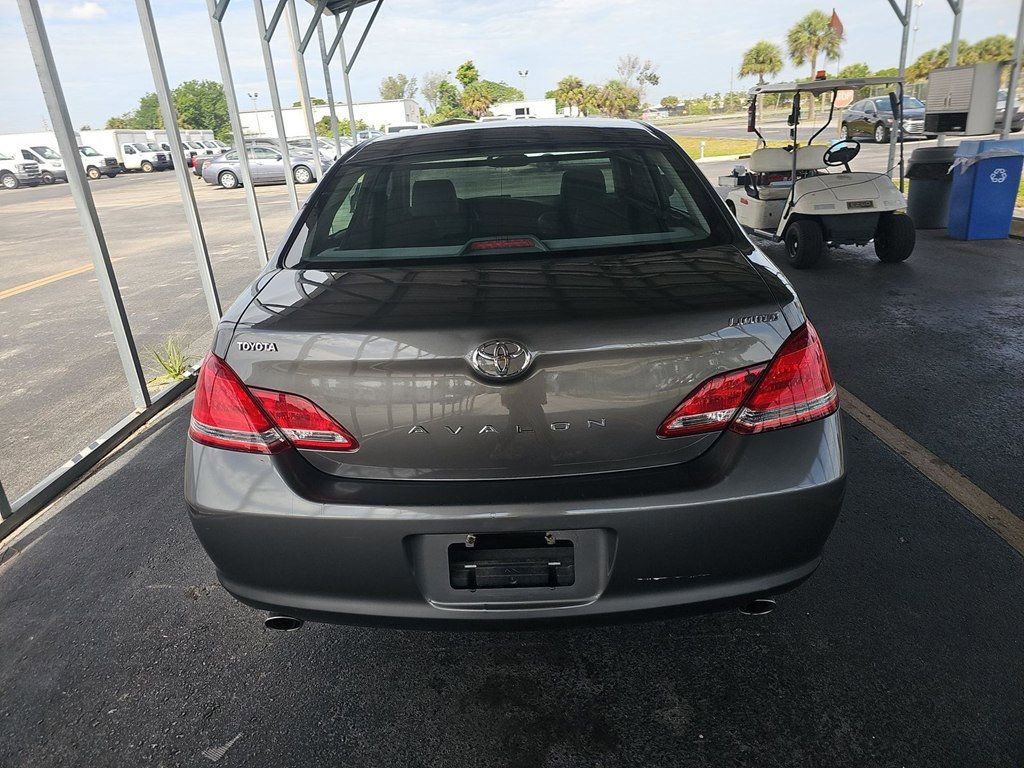 Used 2007 Toyota Avalon Limited FWD image 4