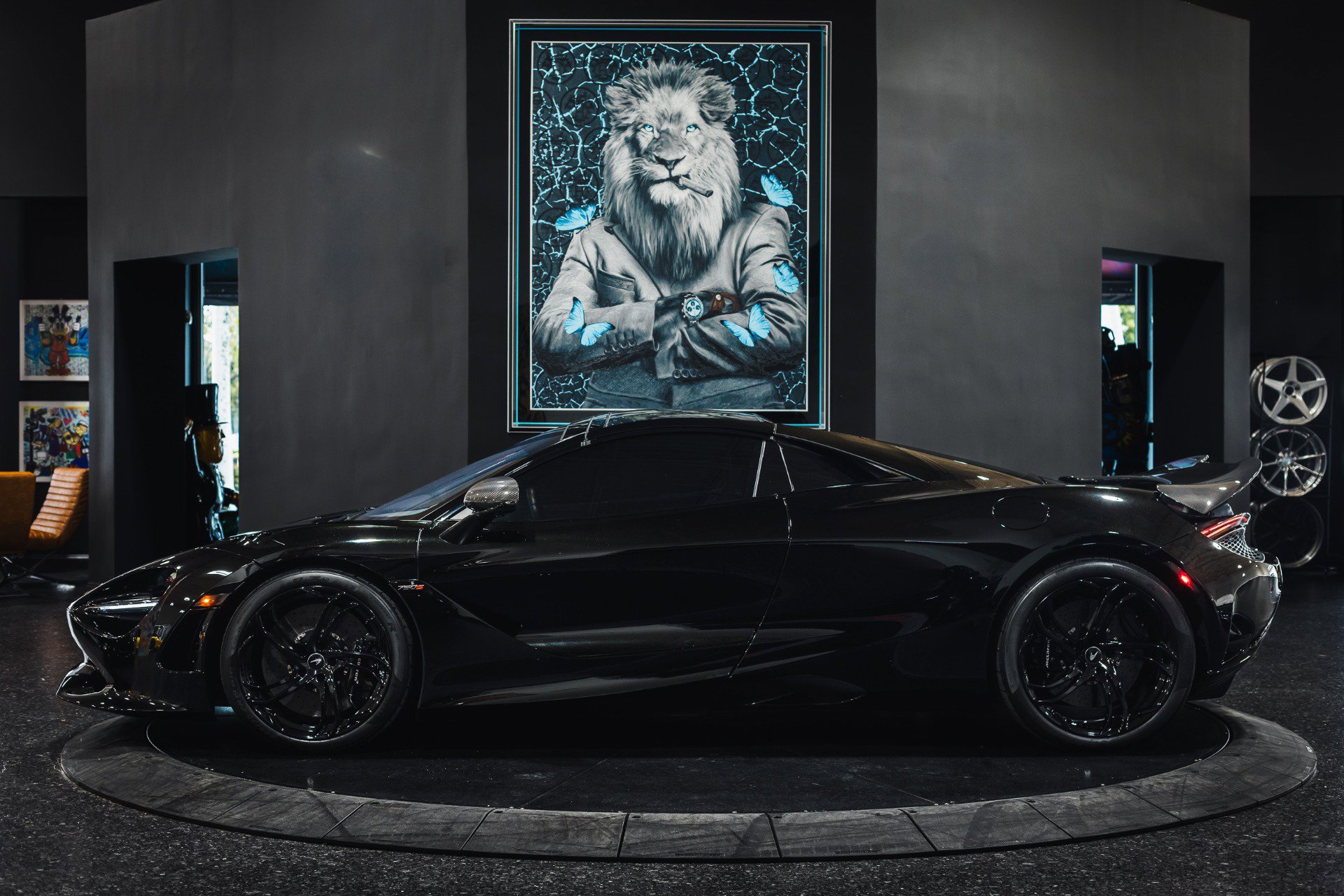 Used 2024 McLaren 750S Spider RWD image 53