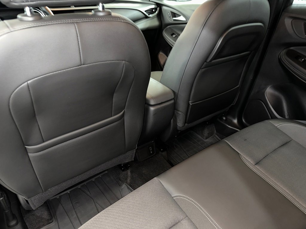 Certified 2023 Buick Encore GX Preferred w/ Cold Weather Comfort Package image 19