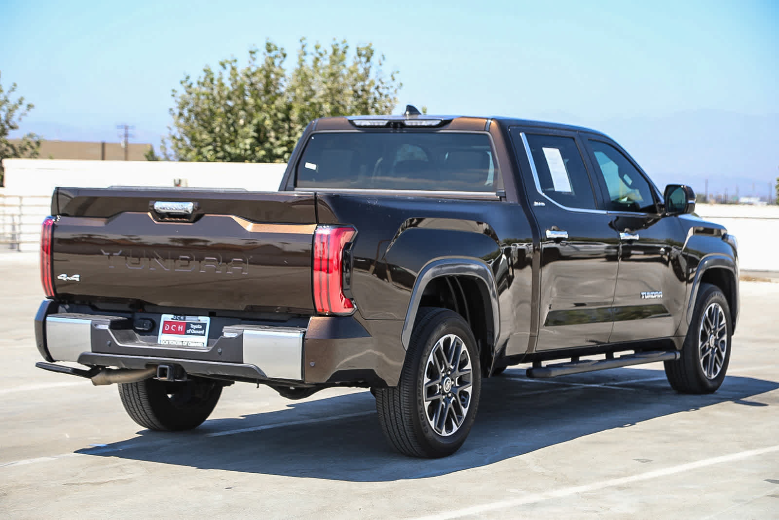Used 2024 Toyota Tundra Limited AWD/4WD image 5