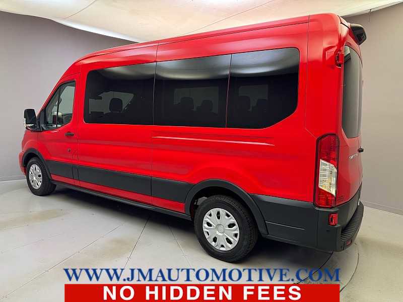 Used 2023 Ford Transit 350 XLT image 3
