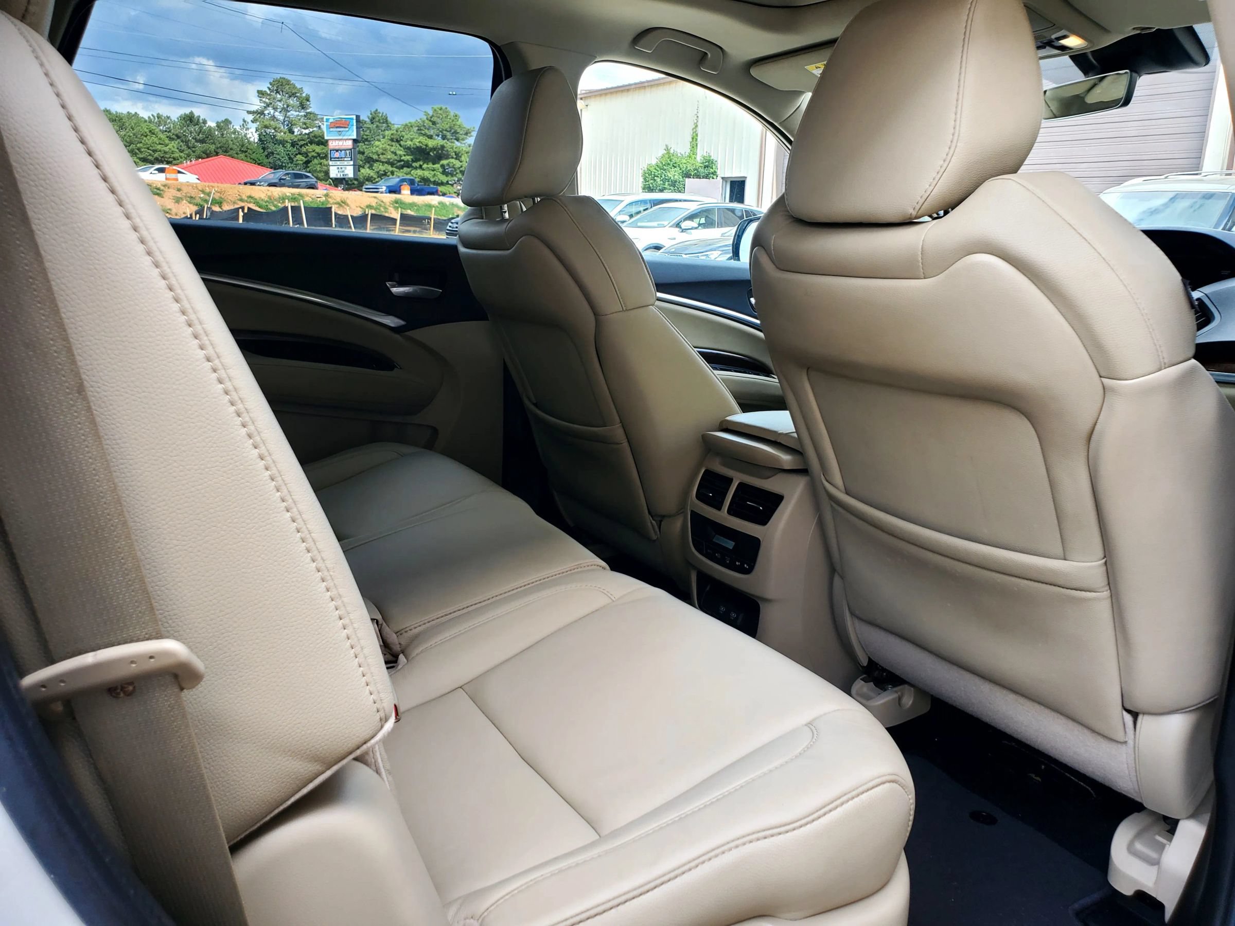 Used 2019 Acura MDX FWD image 4