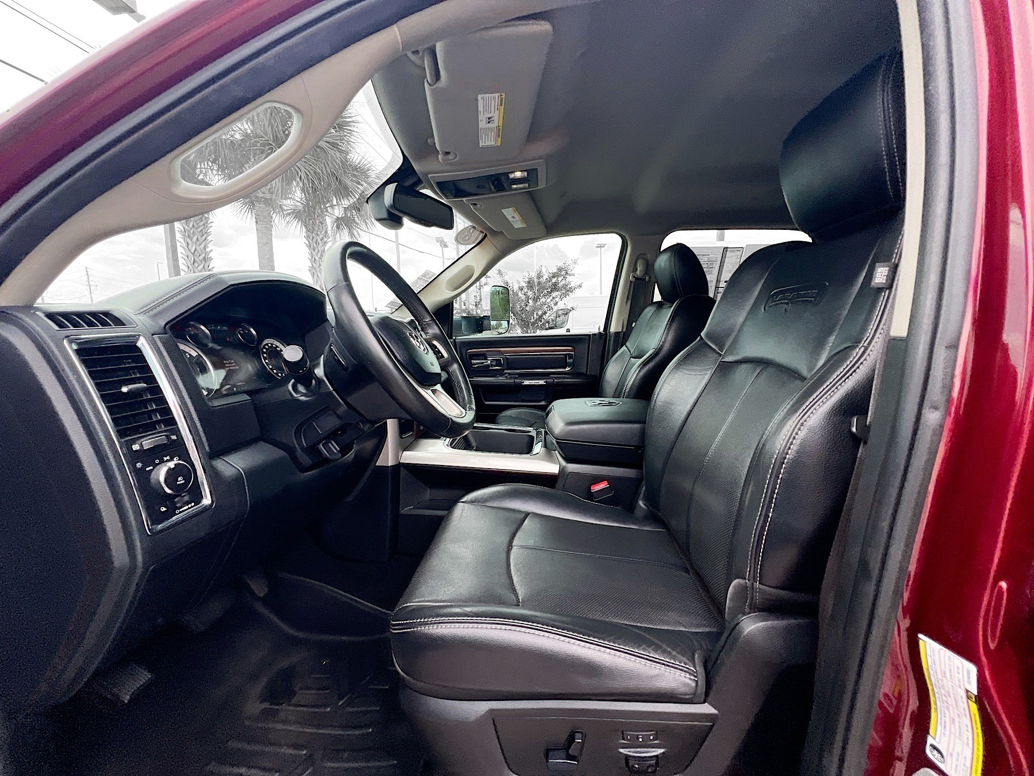 Used 2018 RAM 3500 Laramie AWD/4WD image 14