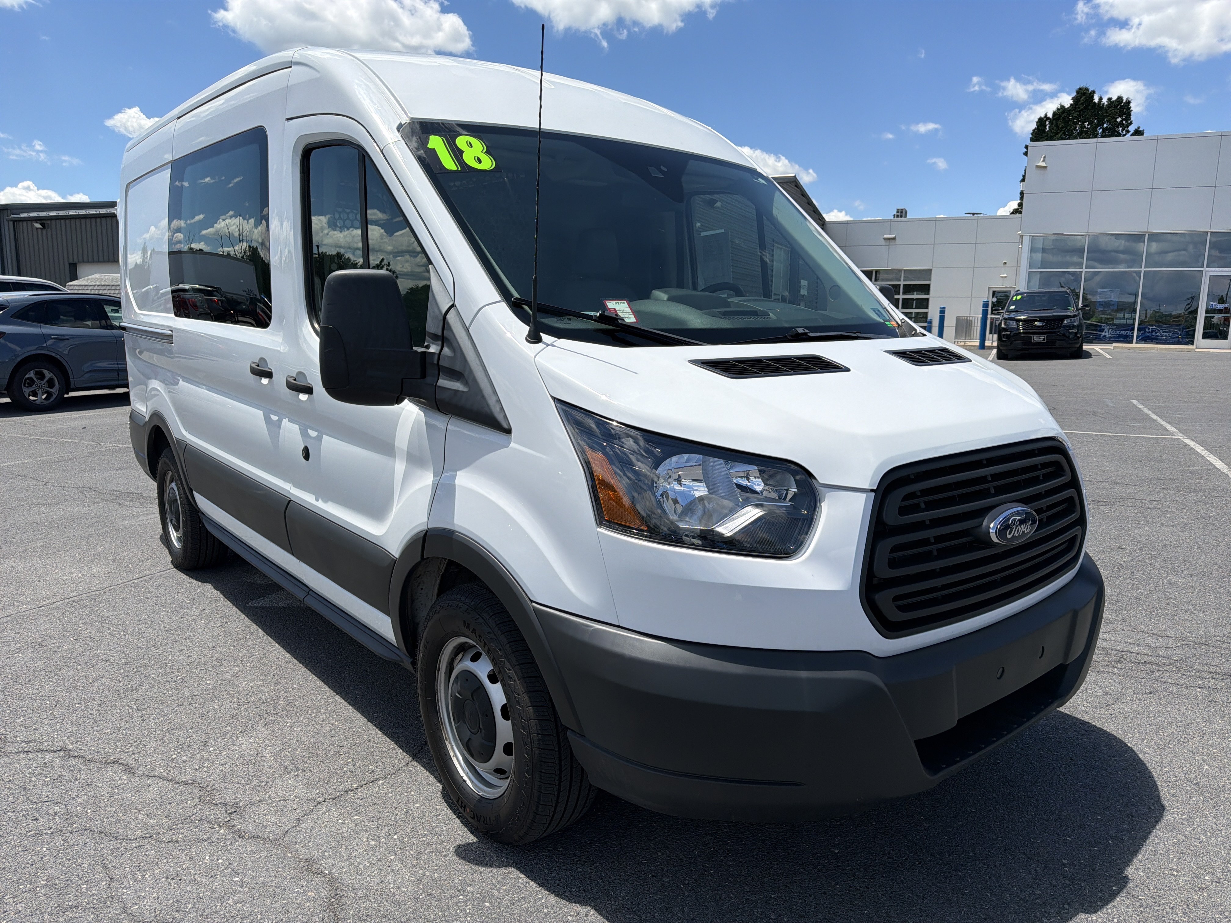 Used 2018 Ford Transit 150 130 Medium Roof RWD image 1