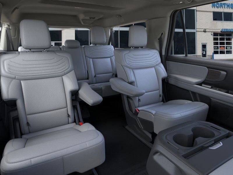 New 2026 Ford Expedition Max Platinum image 11