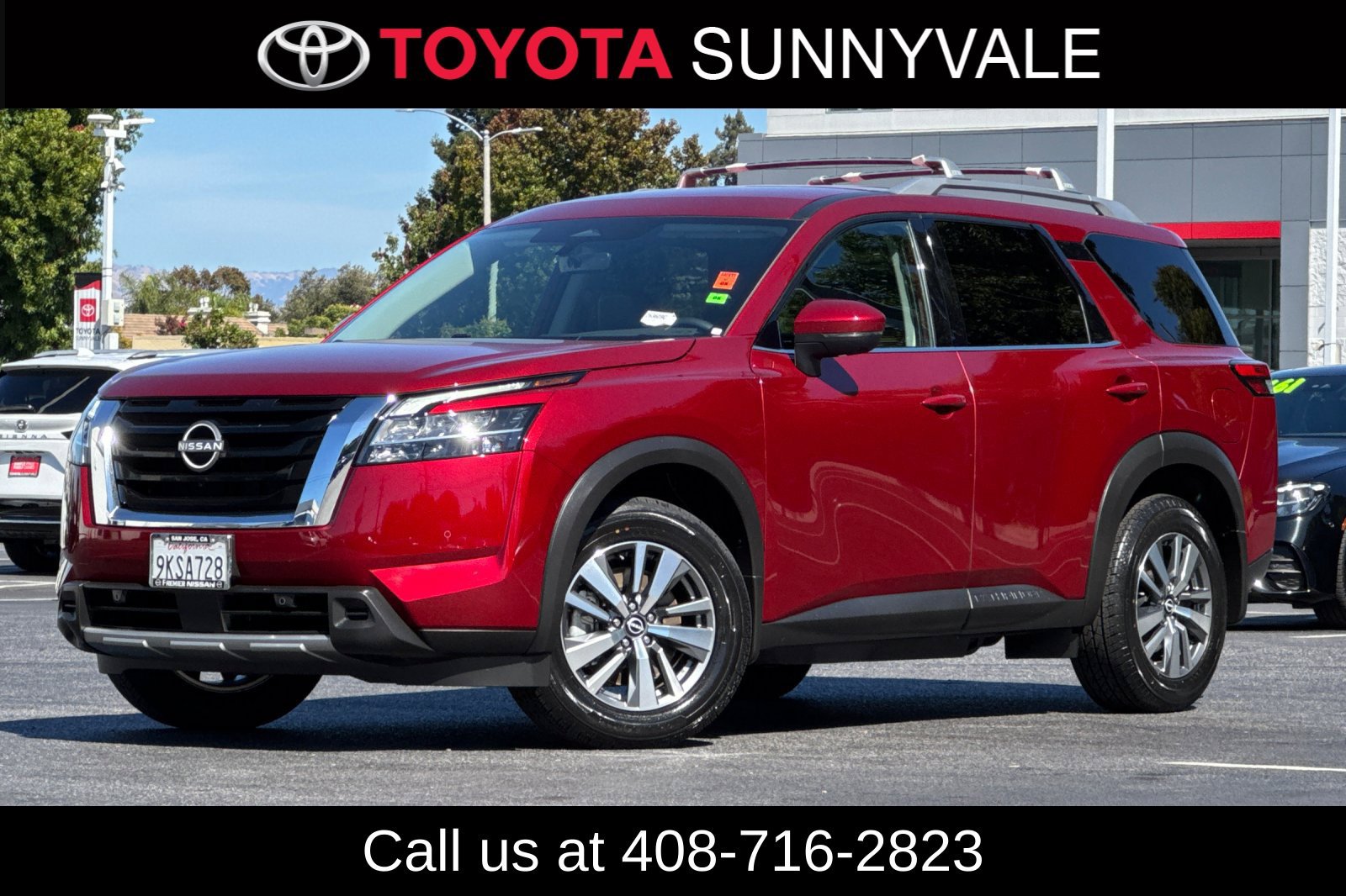 Used 2024 Nissan Pathfinder SL