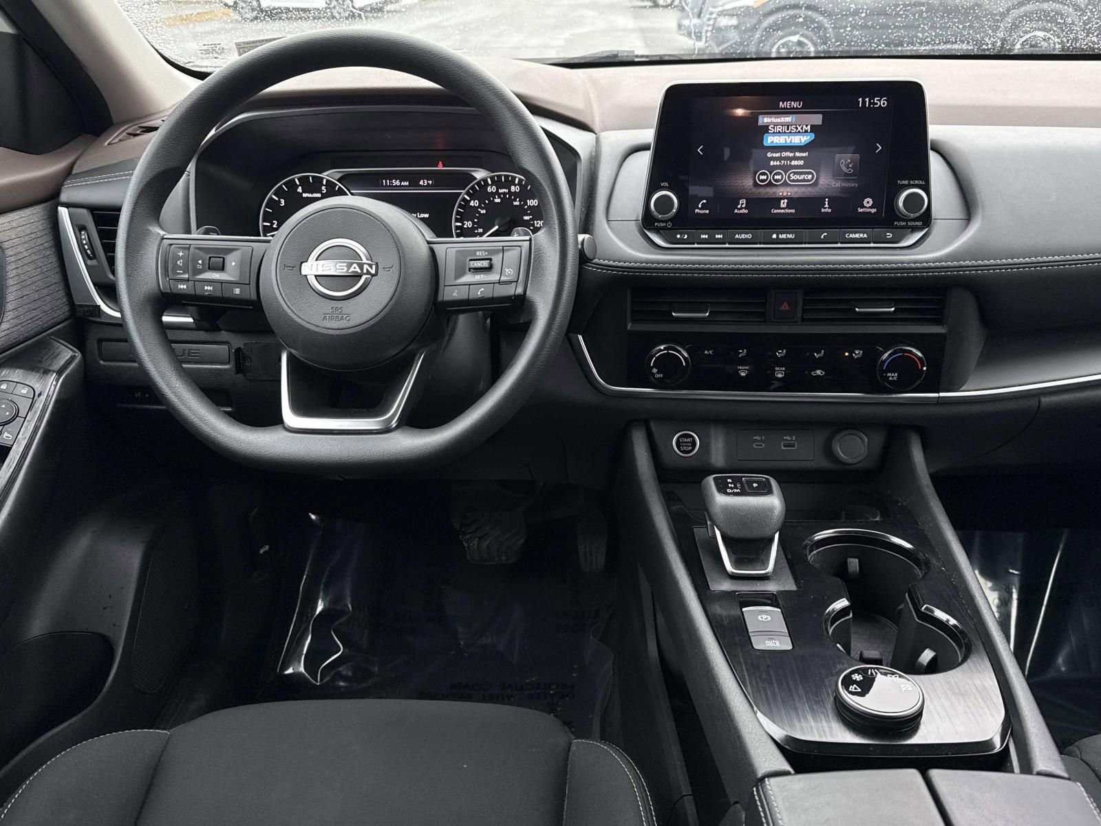 Used 2023 Nissan Rogue S image 8
