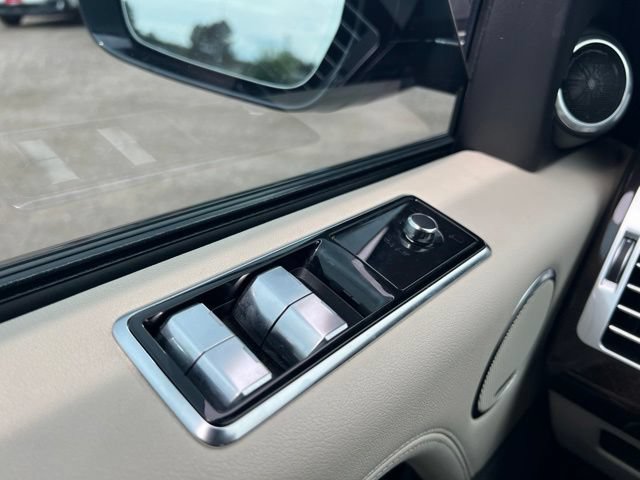 Used 2018 Land Rover Range Rover HSE AWD/4WD image 23