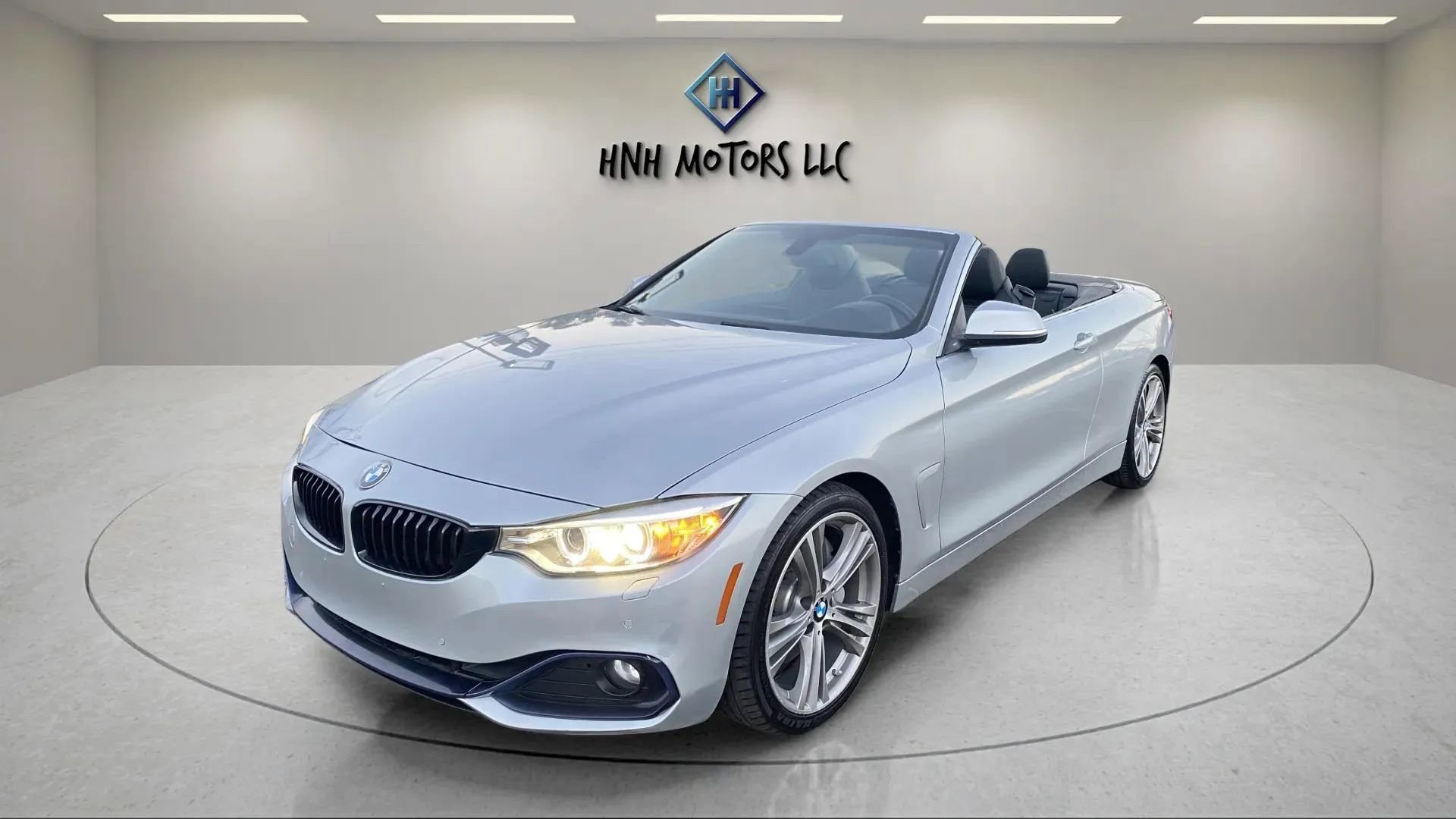 Used 2017 BMW 440i Convertible image 9