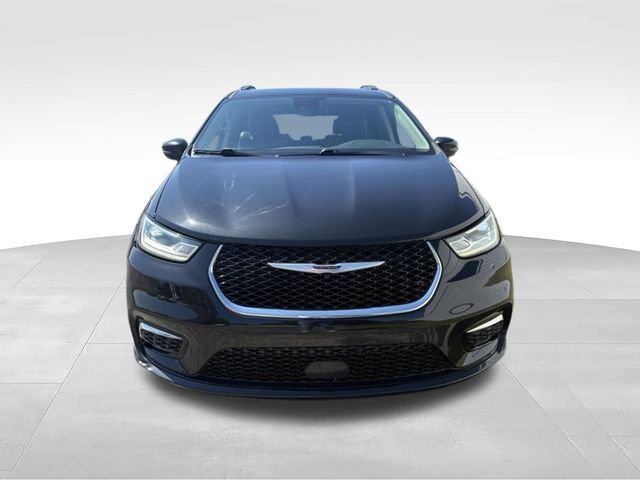 Used 2022 Chrysler Pacifica Touring-L FWD image 8