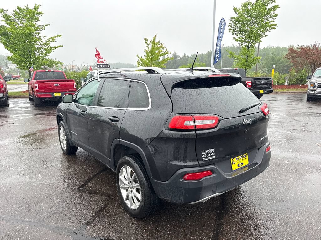 Used 2014 Jeep Cherokee Limited w/ Luxury Group AWD/4WD image 8