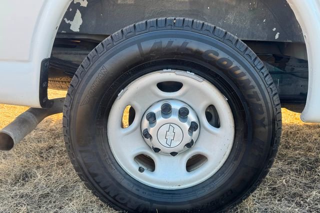 Used 2015 Chevrolet Express 2500 LS RWD image 7