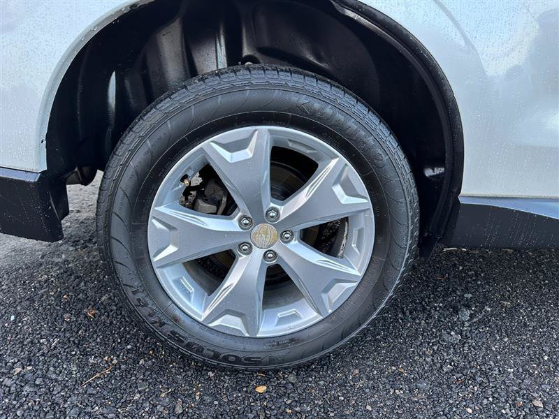 Used 2015 Subaru Forester 2.5i w/ Alloy Wheel Package AWD/4WD image 12