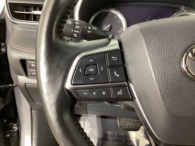 Used 2021 Toyota Highlander XSE AWD/4WD image 14