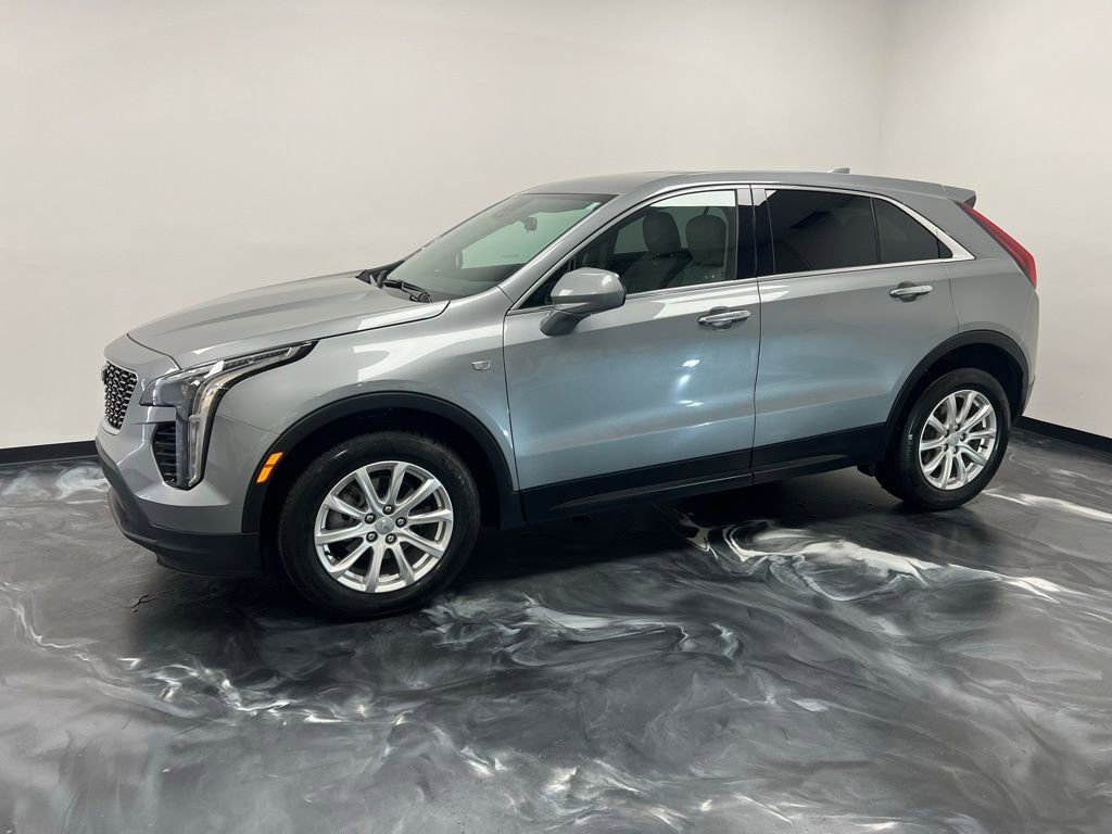 Used 2023 Cadillac XT4 Luxury w/ Trailering Package image 20