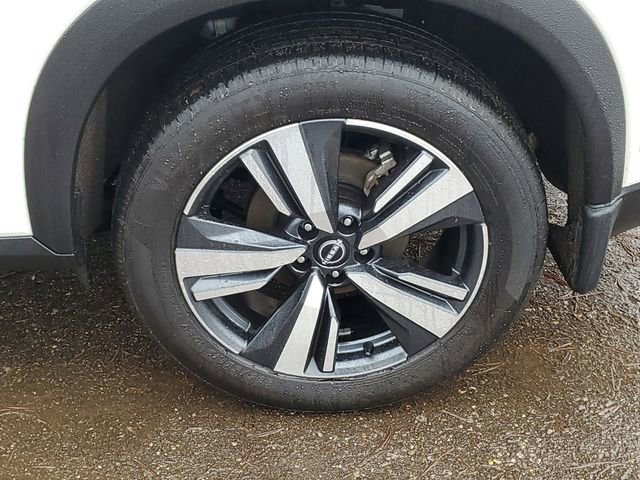 Used 2022 Nissan Rogue Platinum w/ Head-Up Display Package image 5