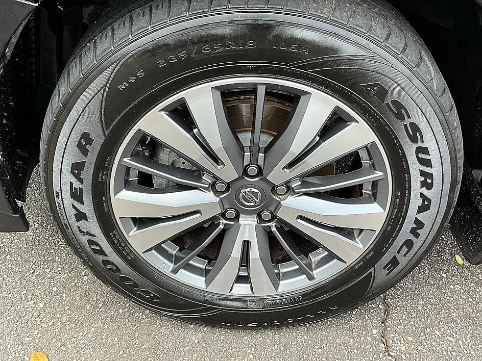 Used 2020 Nissan Pathfinder S AWD/4WD image 9