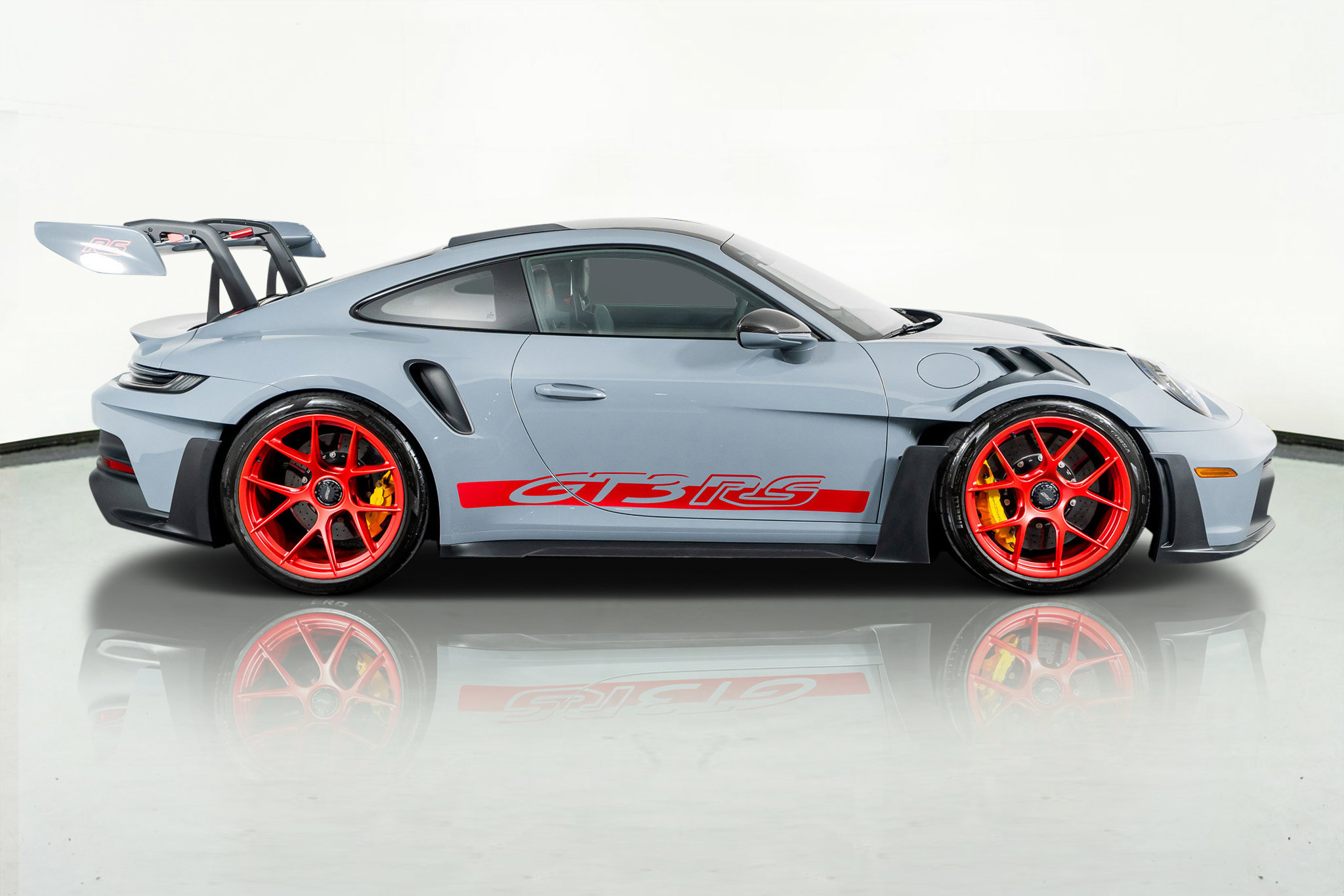 Used 2024 Porsche 911 GT3 RS image 5