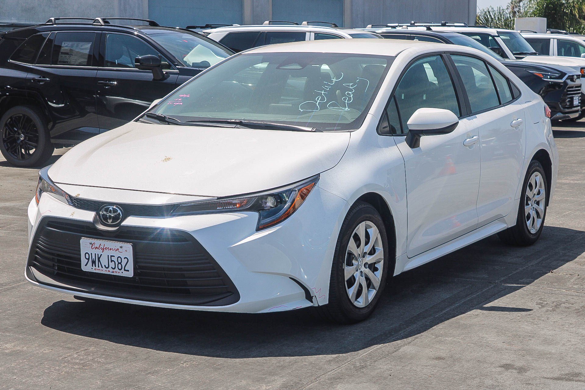 Used 2026 Toyota Corolla LE FWD image 3