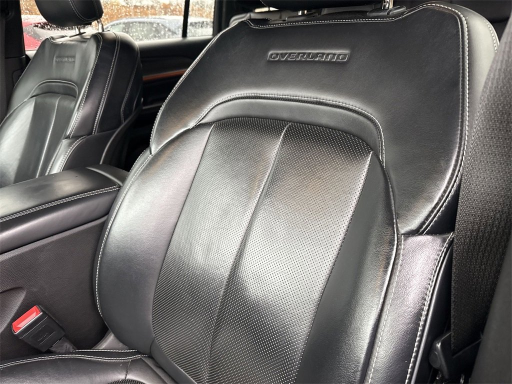 Used 2021 Jeep Grand Cherokee L Overland image 9