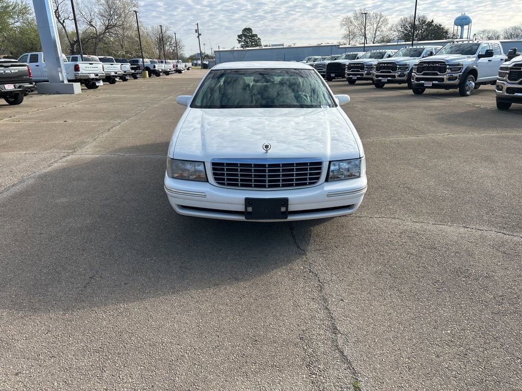 Used 1997 Cadillac De Ville Sedan image 8