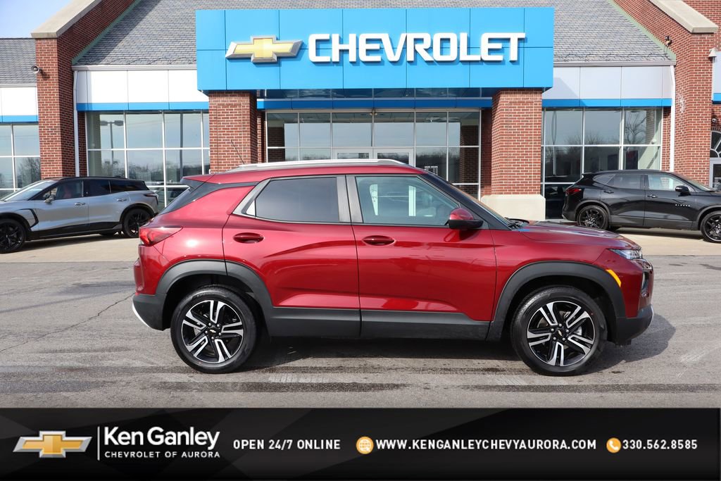 Used 2023 Chevrolet TrailBlazer LT w/ Convenience Package image 1