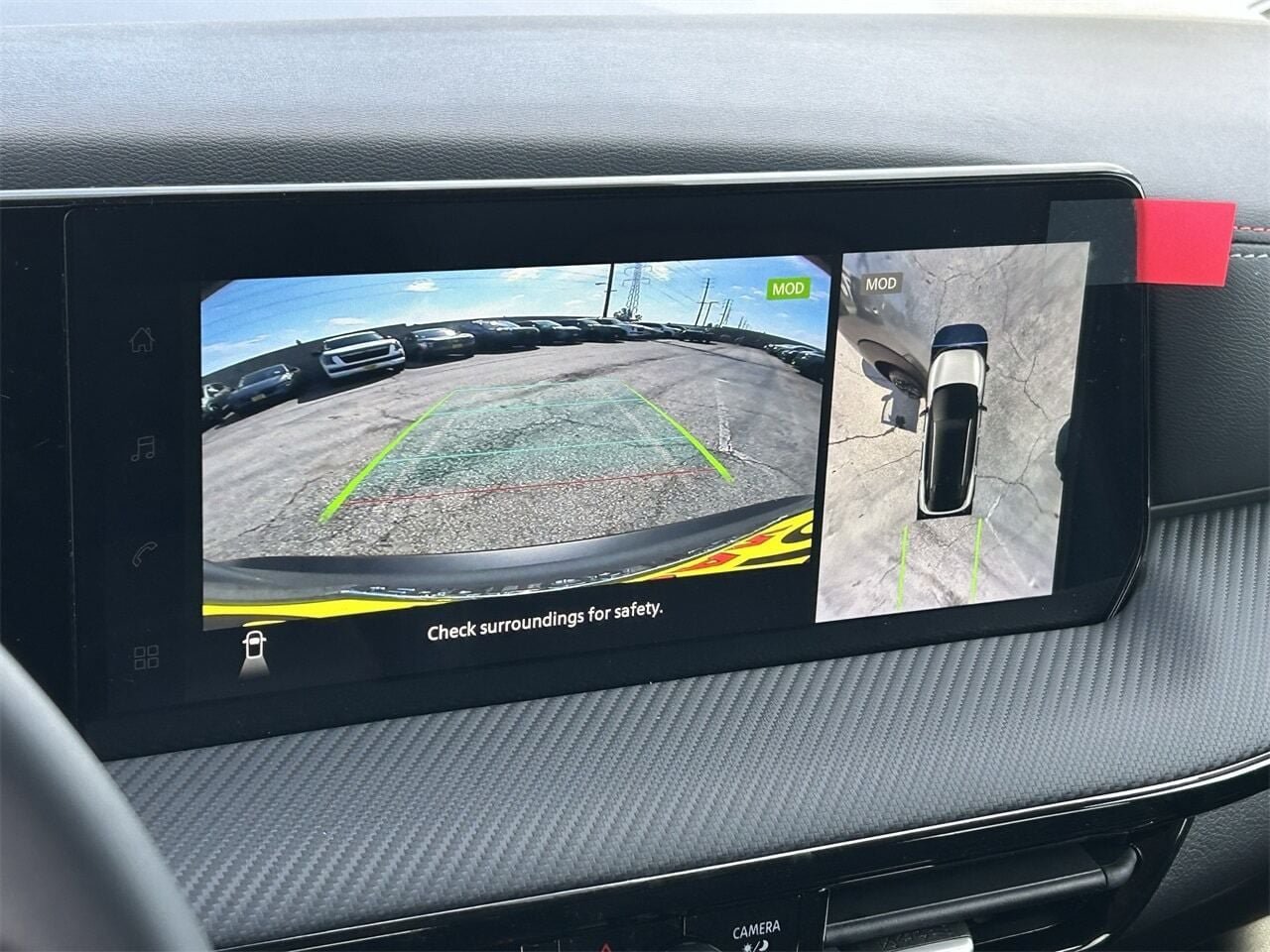 New 2026 Nissan Kicks SR FWD image 32