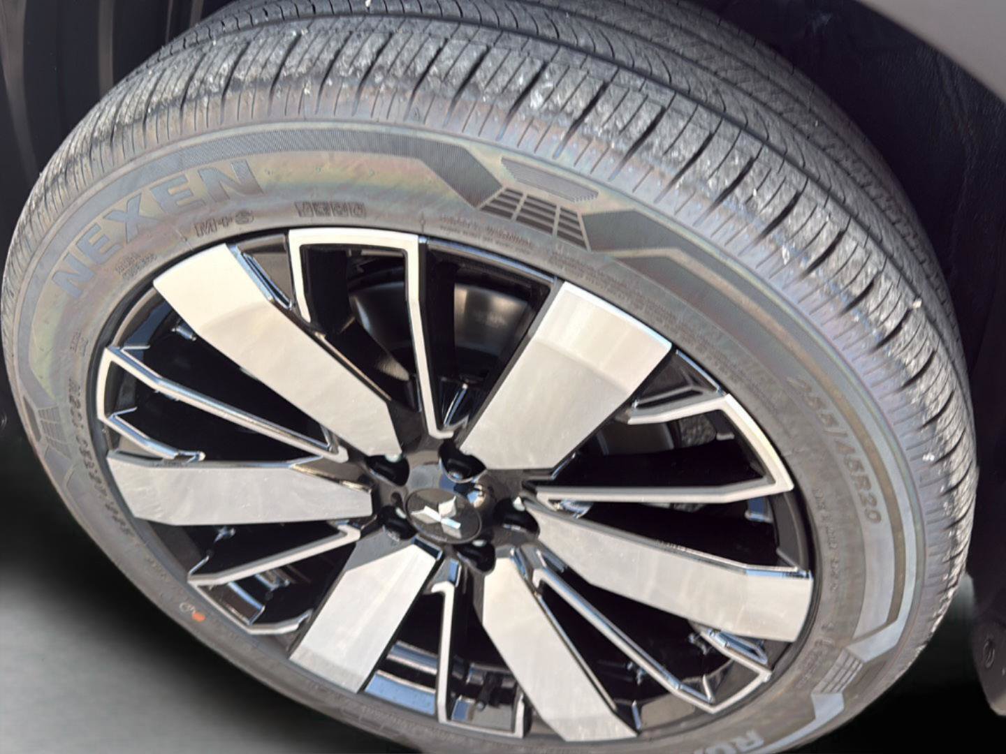 New 2026 Mitsubishi Outlander SE AWD/4WD image 10