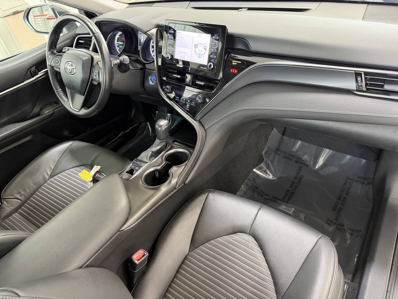 Used 2023 Toyota Camry SE FWD image 30