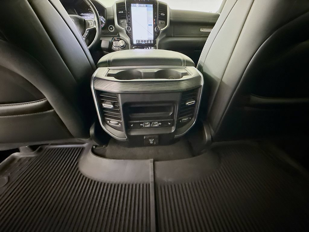 Used 2024 RAM 1500 Laramie AWD/4WD image 24