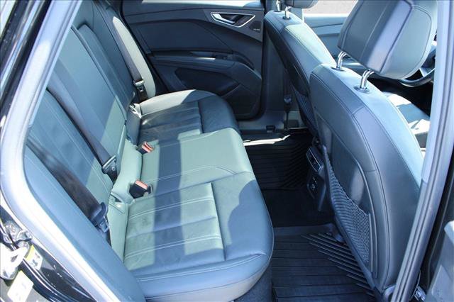 Used 2022 Audi Q4 e-tron Premium Plus AWD/4WD image 28