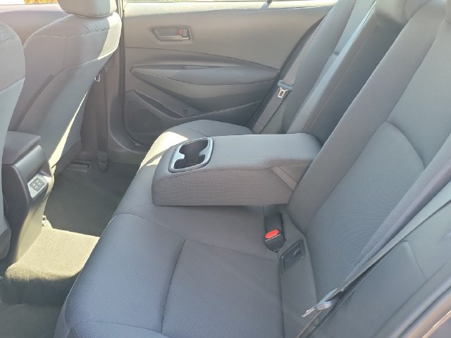 Used 2025 Toyota Corolla LE FWD image 22