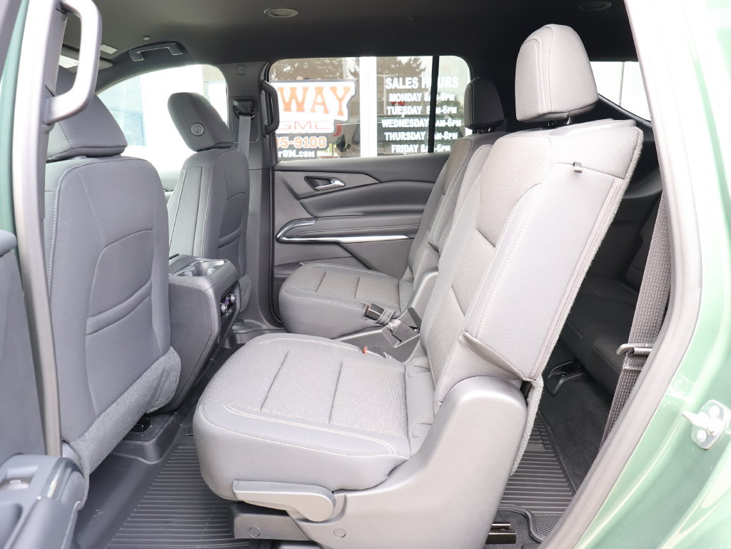 New 2027 Chevrolet Traverse LT w/ Driver Confidence Package FWD image 25